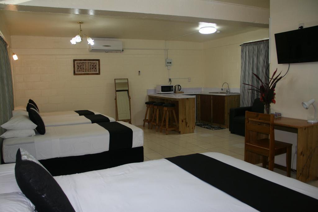 Moatoga Hotel Απία Εξωτερικό φωτογραφία
